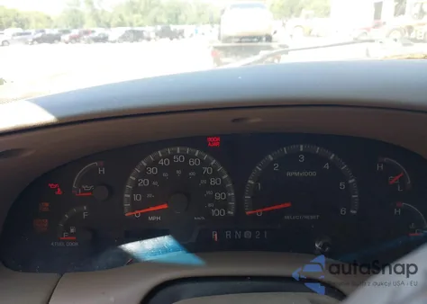 2002 Ford F-150 Lariat/Xlt из США, поврежденный, VIN 1FTRW08L92KE27866